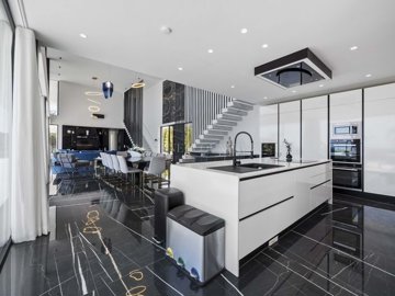 2104-348690-14d4e763c151089fe37f379b2f9be1ace