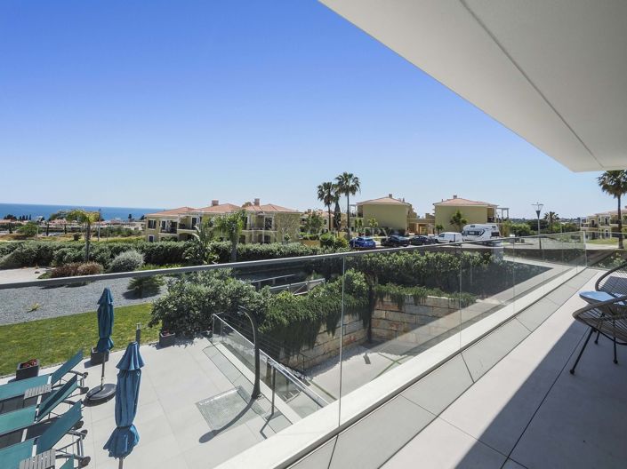 Image No.27-5 Bed Property for sale