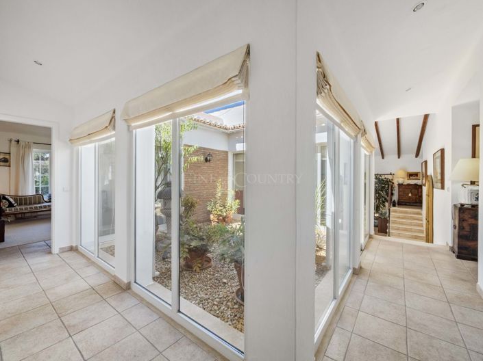 Image No.29-4 Bed Villa for sale