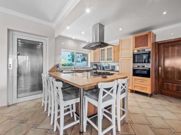 Image No.10-Propriété de 4 chambres à vendre à Portimao