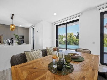 2104-358333-b952a8cbdbc2fd66601ce91bb265b9cce