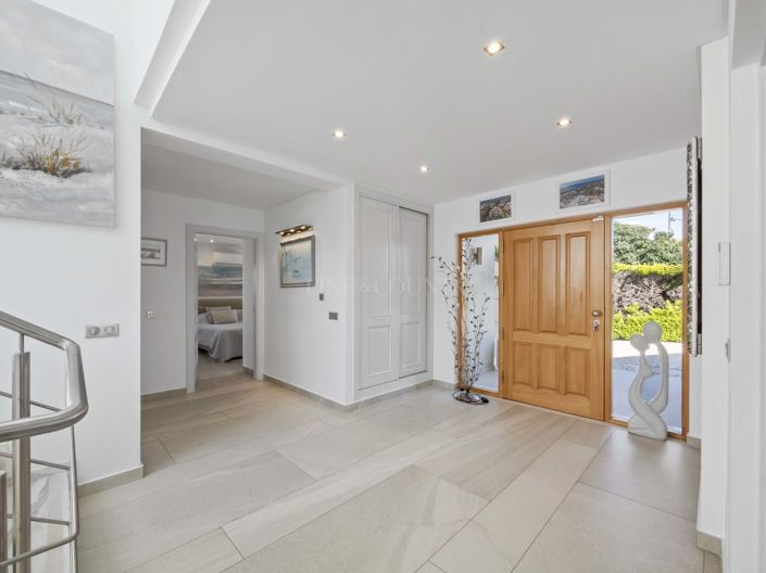 Image No.4-3 Bed Property for sale