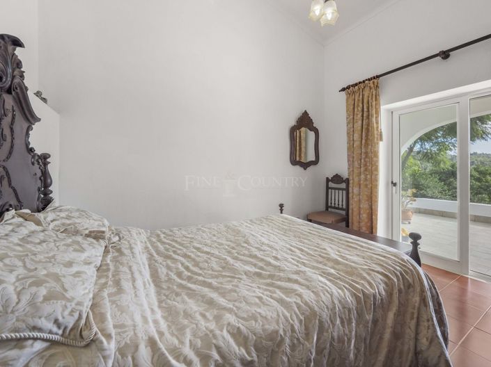 Image No.11-3 Bed Property for sale