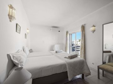 2104-363968-14d4e763c151089fe37f379b2f9be1ace