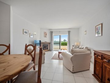 2104-364058-b952a8cbdbc2fd66601ce91bb265b9cce