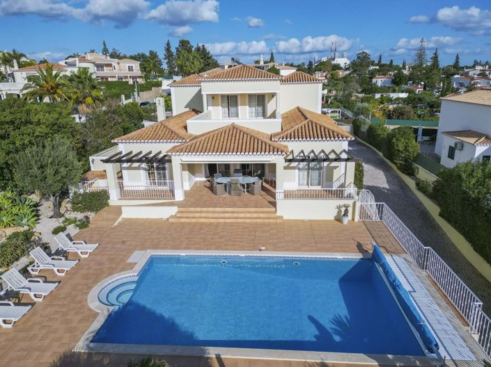 Image No.25-4 Bed Property for sale