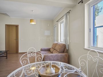 2104-366369-b952a8cbdbc2fd66601ce91bb265b9cce