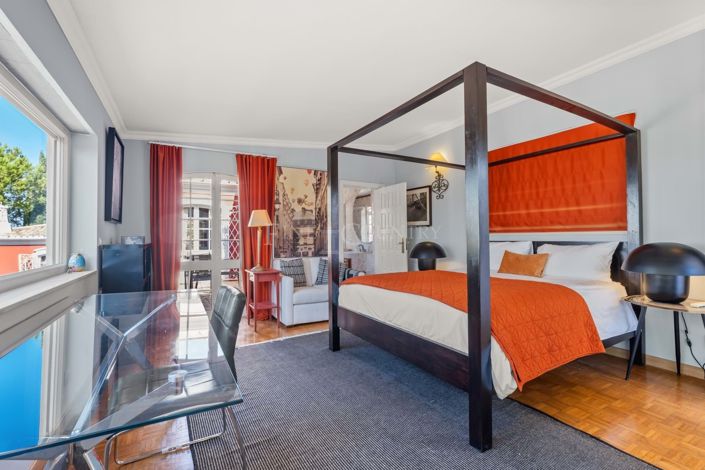 Image No.22-6 Bed Property for sale