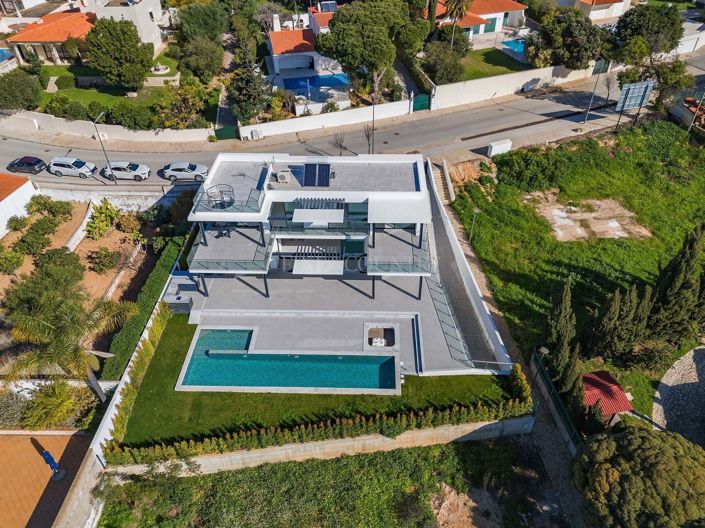 Image No.42-4 Bed Villa for sale