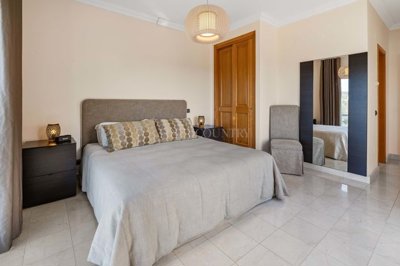 2104-341516-14d4e763c151089fe37f379b2f9be1ace