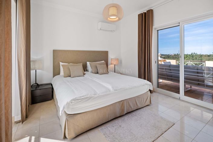 Image No.15-3 Bed Villa for sale