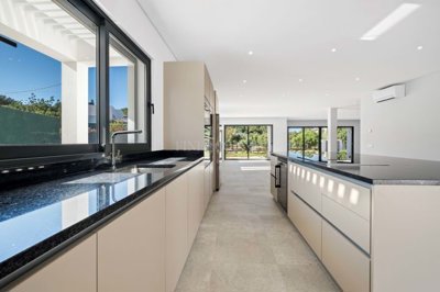 2104-353508-14d4e763c151089fe37f379b2f9be1ace