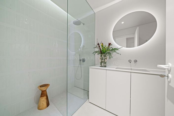 Image No.22-2 Bed Apartment for sale