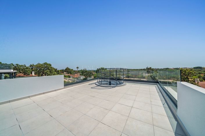 Image No.14-4 Bed Villa for sale