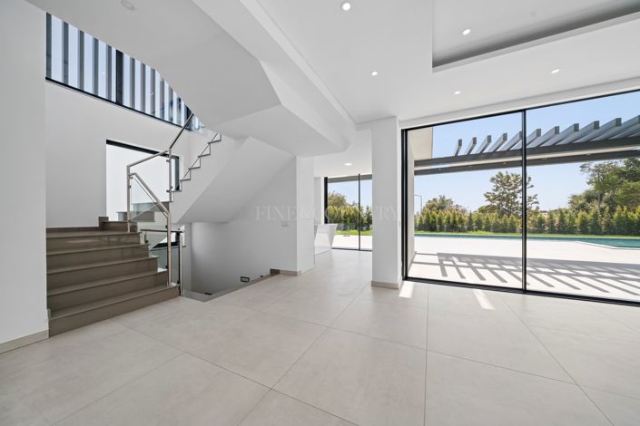 Image No.43-4 Bed Villa for sale