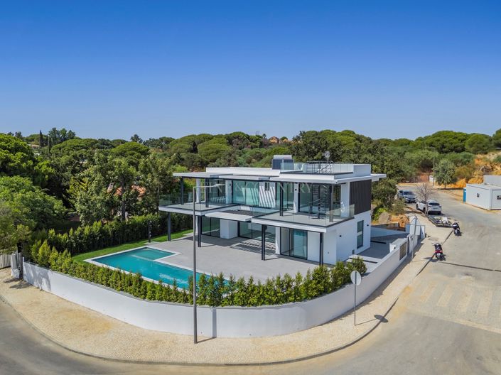 Image No.53-4 Bed Villa for sale