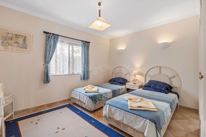 Image No.30-5 Bed Villa for sale