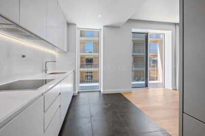 2104-353715-14d4e763c151089fe37f379b2f9be1ace