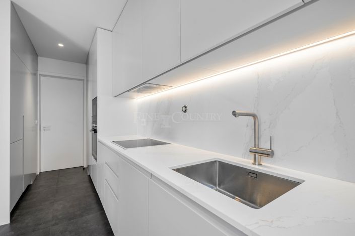 Image No.19-3 Bed Apartment for sale