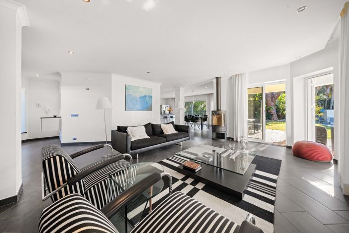 Image No.15-4 Bed Villa for sale