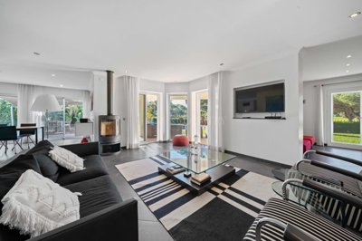 2104-357355-14d4e763c151089fe37f379b2f9be1ace