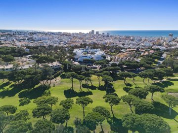 2104-357355-b952a8cbdbc2fd66601ce91bb265b9cce