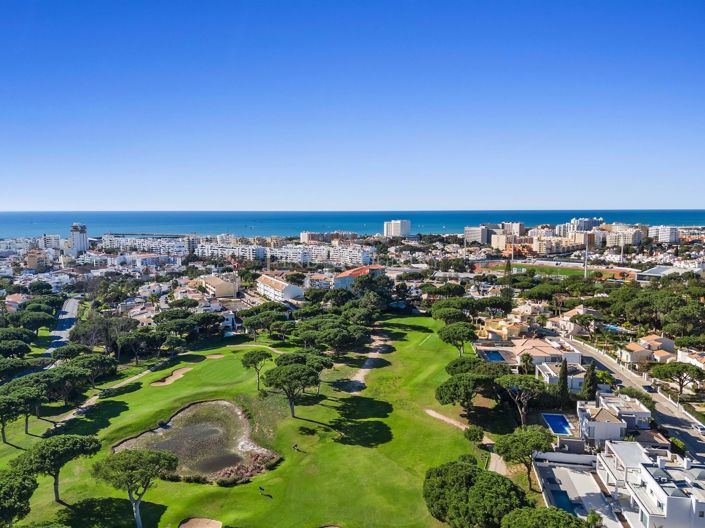 Image No.60-4 Bed Villa for sale