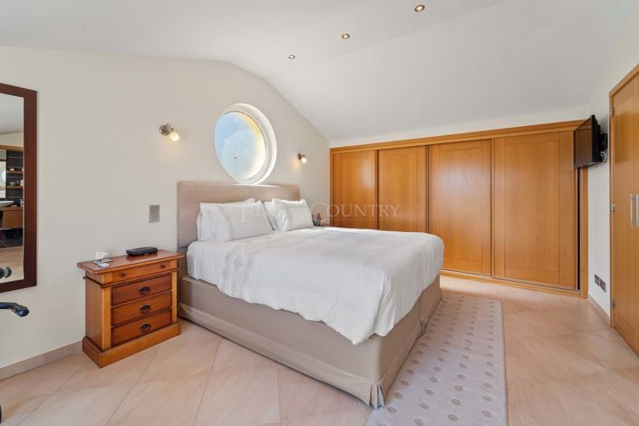 Image No.28-4 Bed Villa for sale