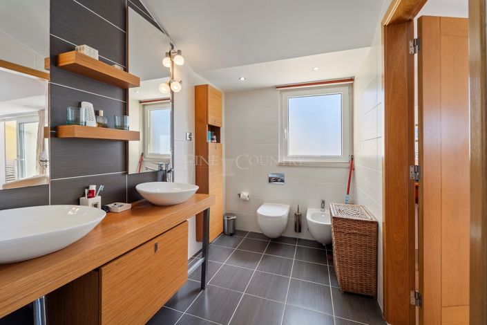 Image No.31-4 Bed Villa for sale