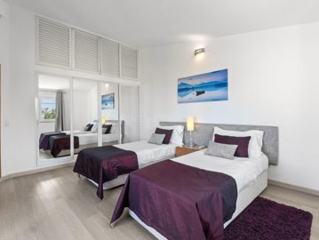 2104-358235-b952a8cbdbc2fd66601ce91bb265b9cce