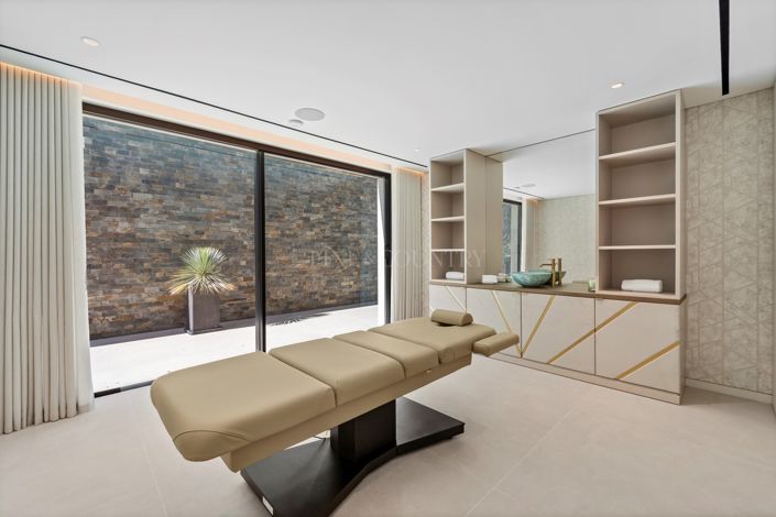 Image No.44-7 Bed Villa for sale