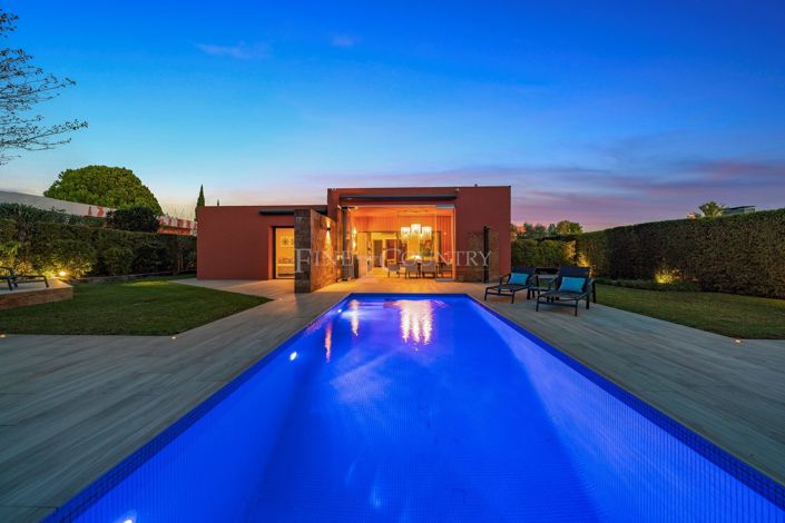 Image No.59-4 Bed Property for sale