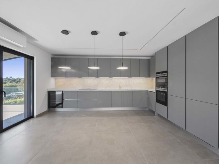 Image No.13-4 Bed Villa for sale