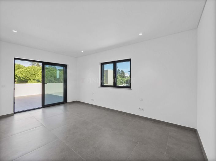 Image No.30-4 Bed Villa for sale