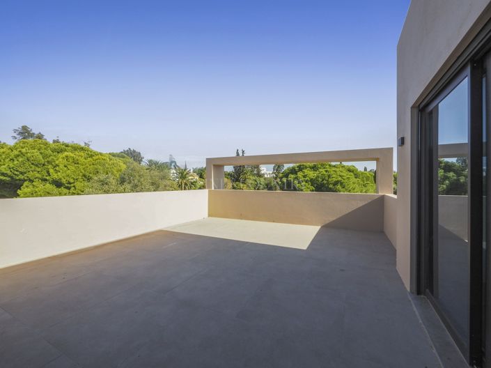 Image No.34-4 Bed Villa for sale