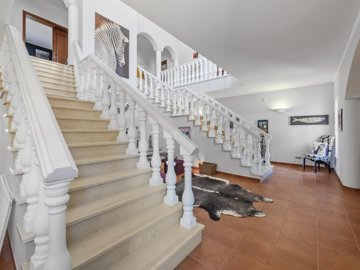 2104-352827-b952a8cbdbc2fd66601ce91bb265b9cce