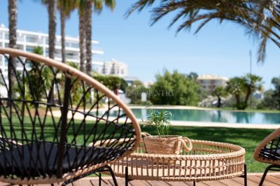 2104-339956-14d4e763c151089fe37f379b2f9be1ace