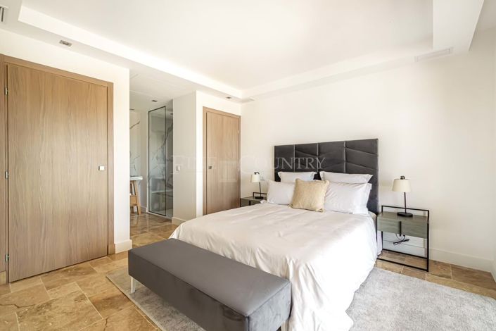 Image No.11-Propriété de 4 chambres à vendre à Montenegro