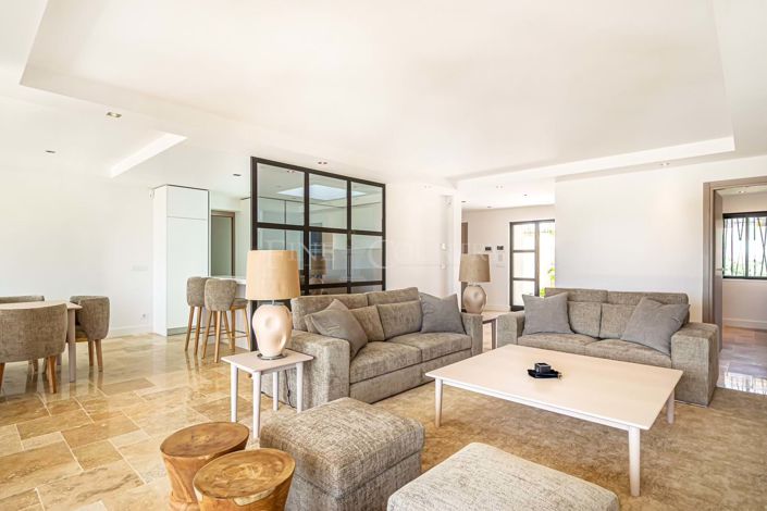 Image No.10-Villa de 4 chambres à vendre à Montenegro