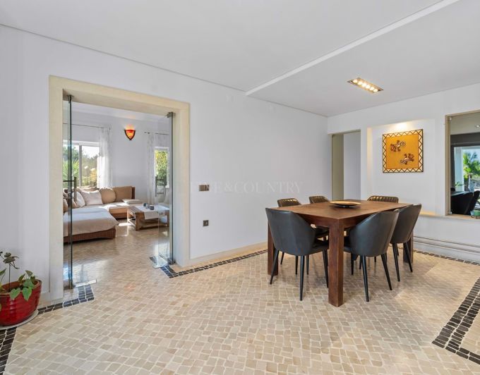 Image No.6-6 Bed Villa for sale