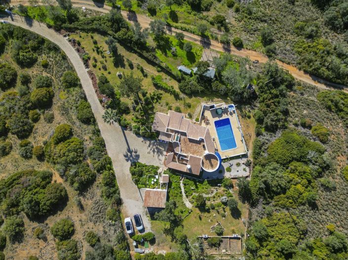 Image No.39-3 Bed Property for sale