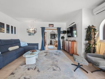 2104-366824-b952a8cbdbc2fd66601ce91bb265b9cce