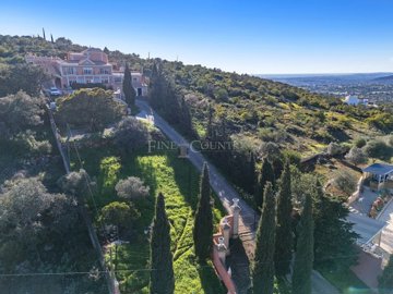 2104-366917-b952a8cbdbc2fd66601ce91bb265b9cce