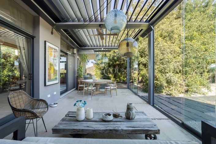 Image No.10-5 Bed Villa for sale