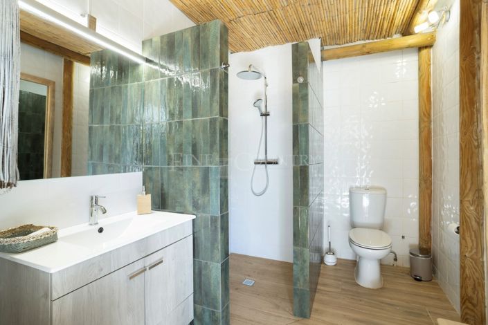 Image No.33-5 Bed Villa for sale