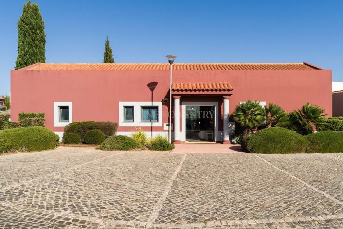 Image No.30-2 Bed Townhouse for sale