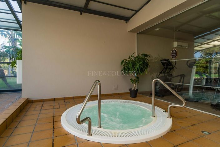 Image No.31-2 Bed Townhouse for sale