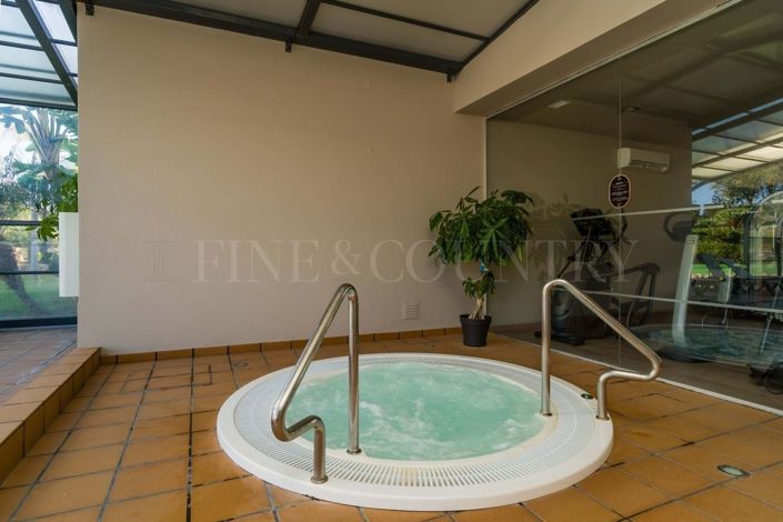 Image No.31-2 Bed Townhouse for sale