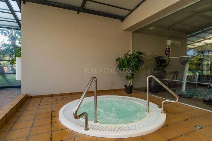 Image No.32-2 Bed Townhouse for sale