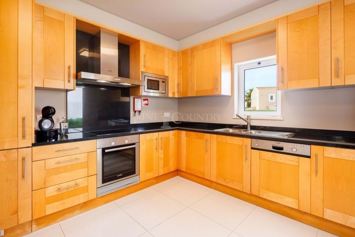 Image No.10-2 Bed Townhouse for sale